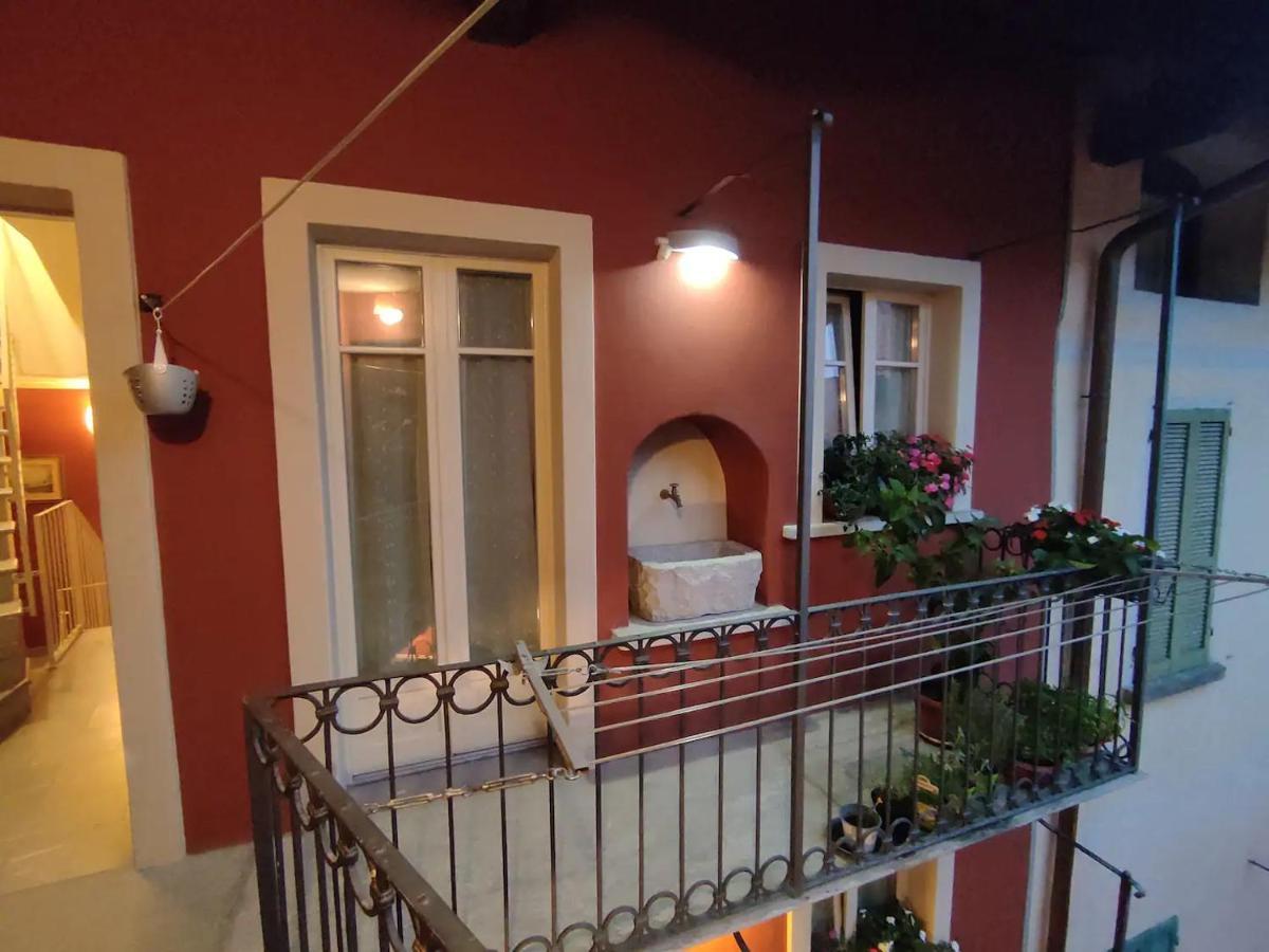Appartamento Le Rondini C Интра Экстерьер фото